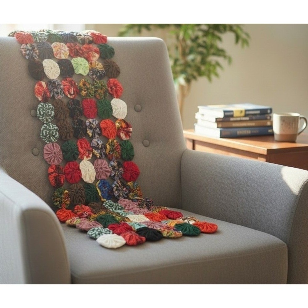 Handmade 2 Yo-Yo Quilt Textile Art Boho Table Runner Wall Hanging Cottagecore - Picture 2 of 14